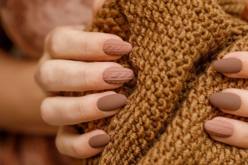 How to Get the Perfect Light Brown Nails Color